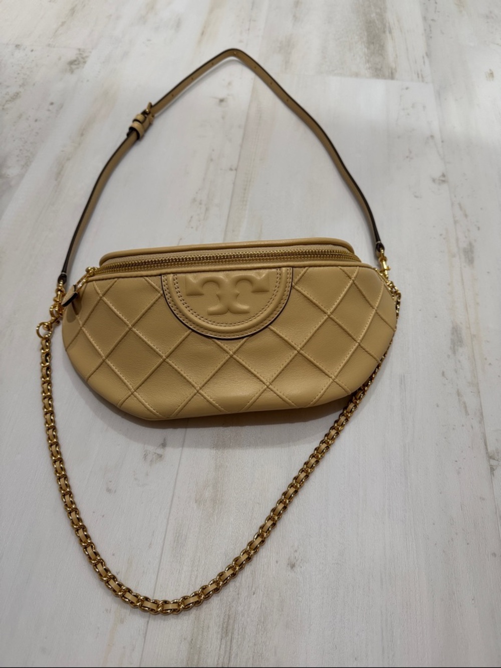 Tory Burch Fleming belt bag - Picture 3 of 8